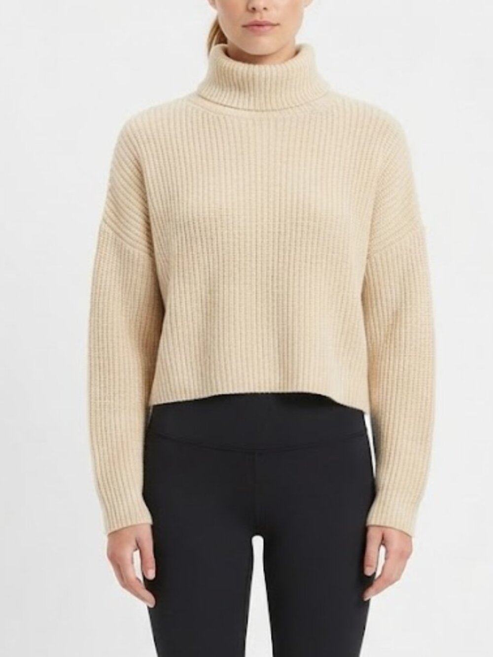 Abercrombie & Fitch Wedge Turtleneck Sweater Cream Size M